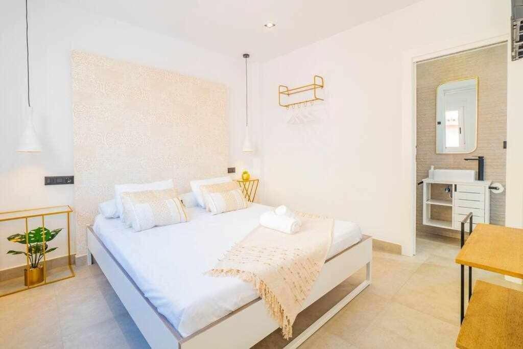 Casa Moises By Solymar Holiday Torre Del Mar Exterior photo